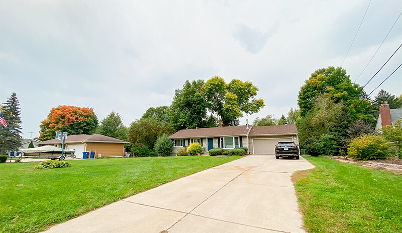 Bloomington Home01