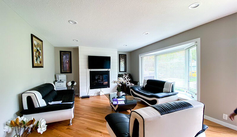 Bloomington Home03