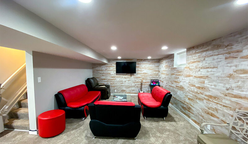Bloomington Home35
